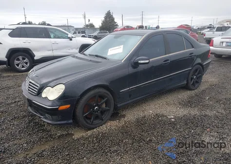 2005 Mercedes-Benz C 230 Kompressor Sport из США, поврежденный, VIN WDBRF40J15F691628